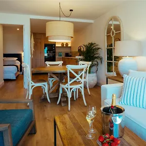 aiguablava-luxury-apartments.topcostabravahotels.com/